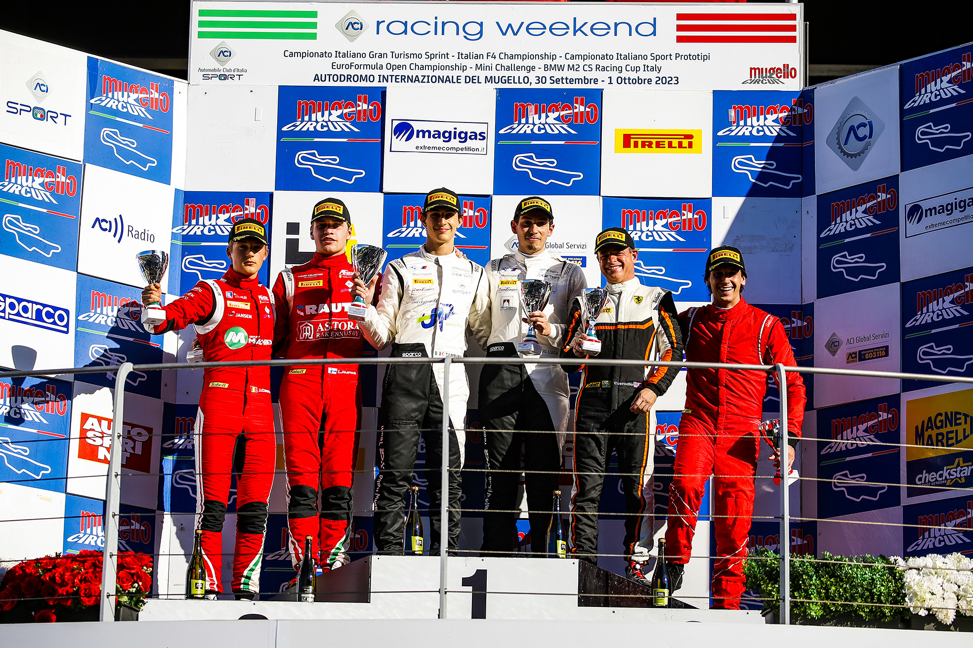 Con la vittoria in Gara 1 e un quarto posto di classe De Luca punta ancora al titolo GT3 Pro-Am
